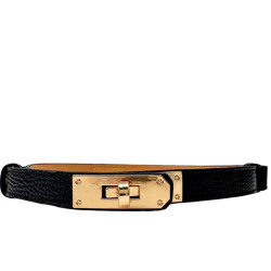 Belt with turn lock