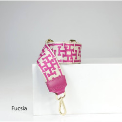 Shoulder strap in patterned...