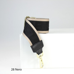 Shoulder strap in patterned...